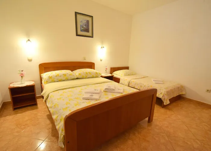 Skrabonja 2 By Interhome Daire Čižići