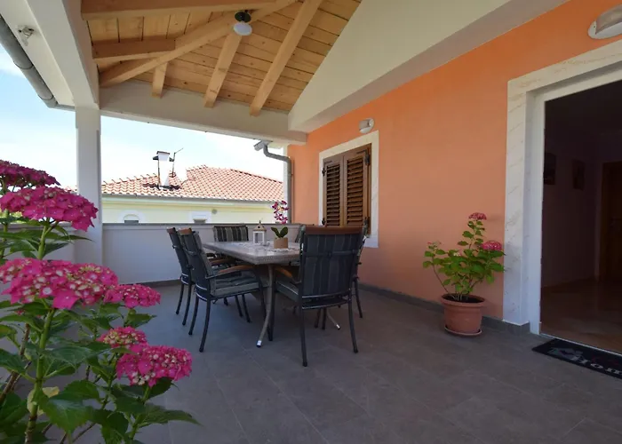 Skrabonja 2 By Interhome *